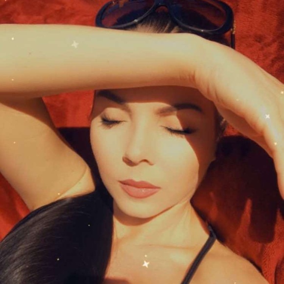 Meet your Posher, Kelsey - Picture 11 of 13